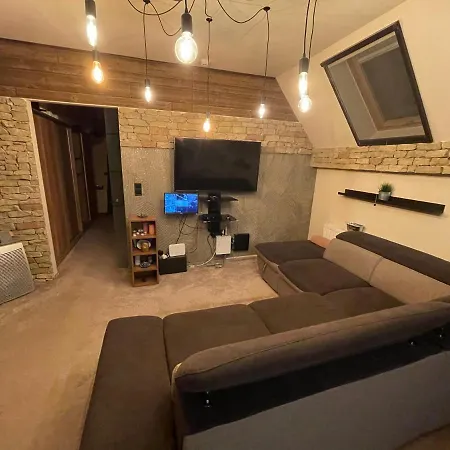 Penthouse privát Jakuzzival Smeraldo Villa Pensión
