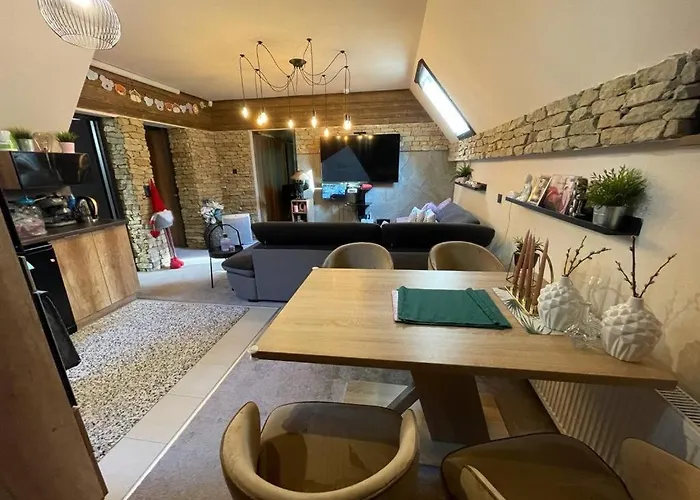 Penthouse Privat Jakuzzival Smeraldo Siófok